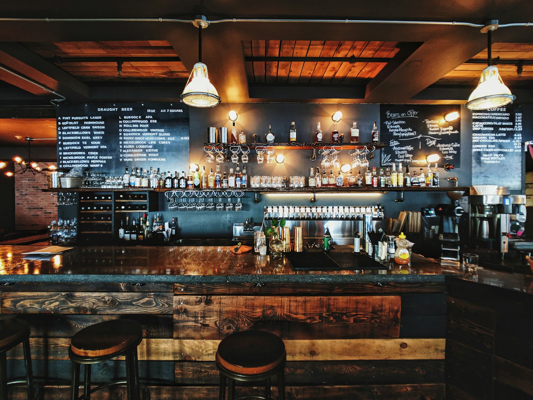 Barra del bar